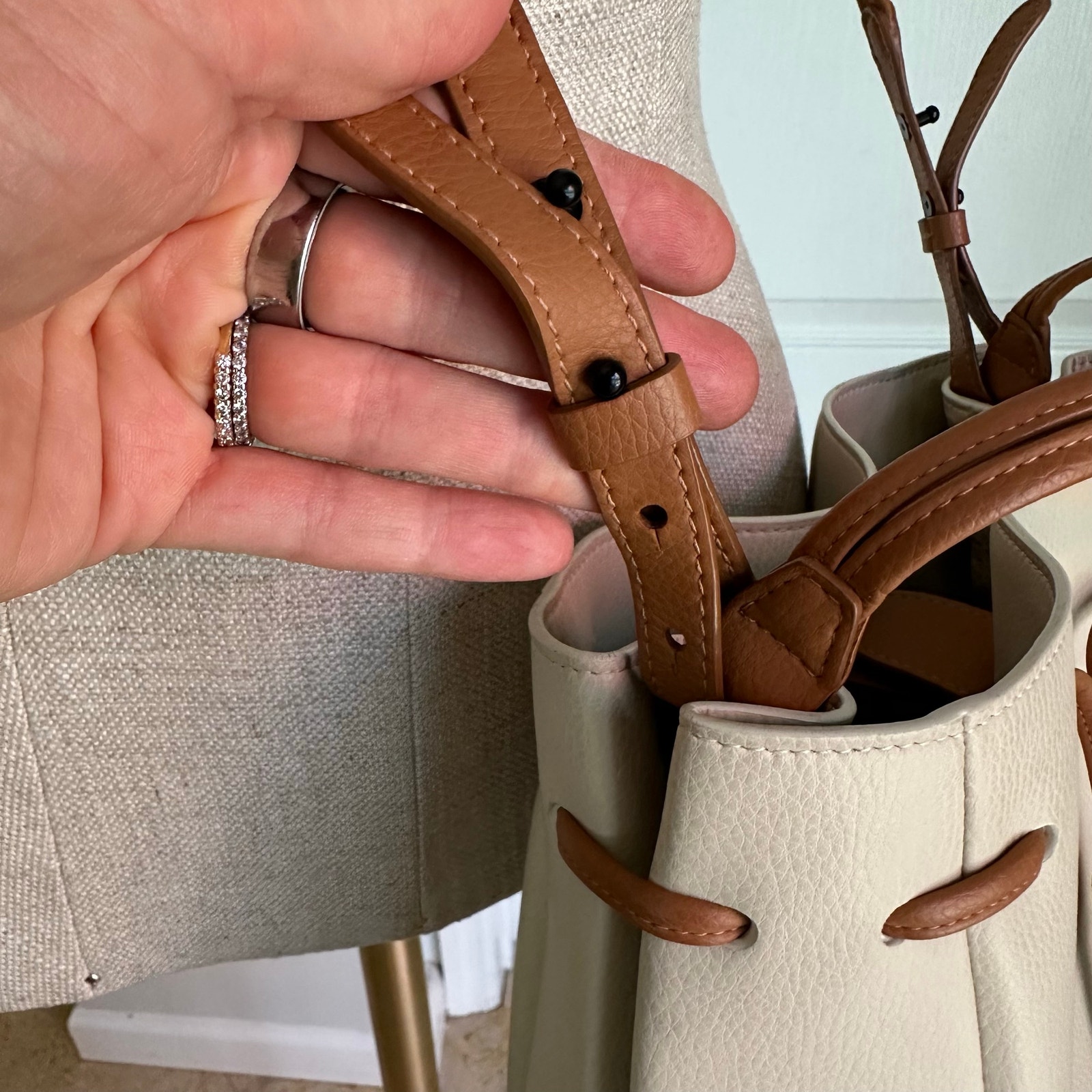 Von Holzhausen The Bucket Crossbody — image 5 of 8